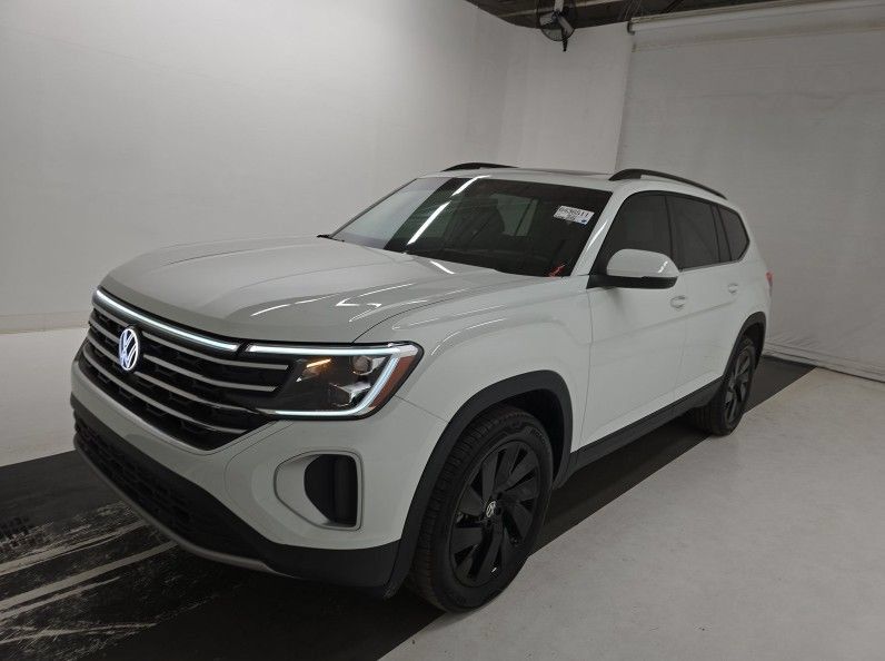 Used 2025 Volkswagen Atlas SE w/ Panoramic Sunroof Package AWD/4WD image 2