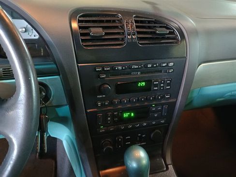 Used 2002 Ford Thunderbird RWD image 30