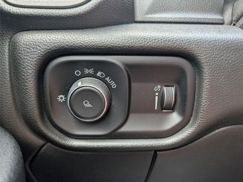 Used 2021 RAM 2500 Tradesman image 20