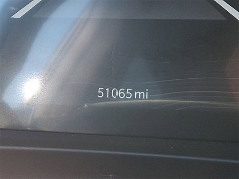 Used 2022 Jeep Grand Cherokee Overland w/ Adv Protech Group III image 22