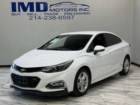 Used 2017 Chevrolet Cruze LT w/ RS Package image 1