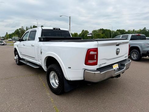 Used 2022 RAM 3500 Limited AWD/4WD image 3