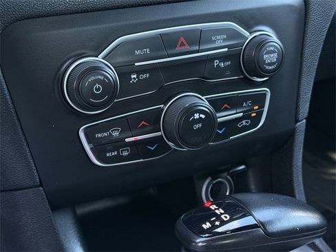 Used 2023 Dodge Charger SXT image 19