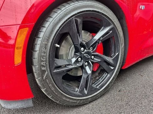 Used 2021 Chevrolet Camaro SS RWD image 20