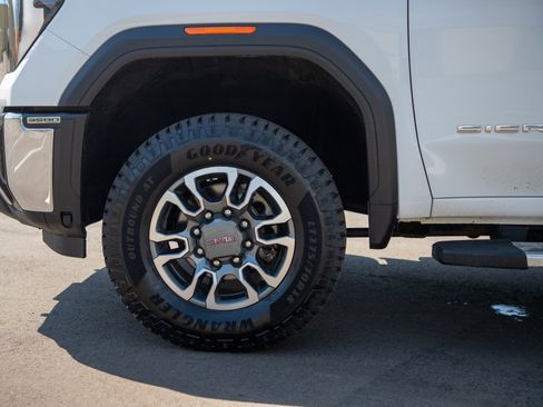 Used 2024 GMC Sierra 3500 SLE AWD/4WD image 29