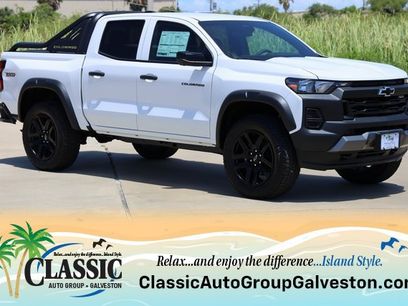 New 2025 Chevrolet Colorado Trail Boss w/ Midnight Edition