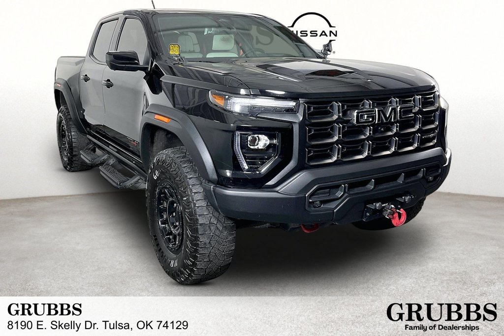 Used 2025 GMC Canyon AT4 w/ AT4X AEV Edition AWD/4WD image 1