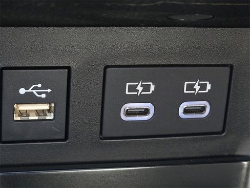 New 2026 Toyota Camry SE image 22