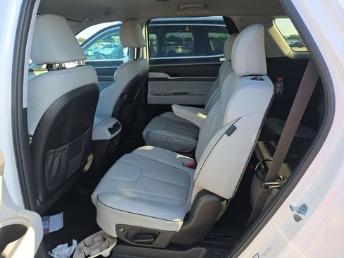 Used 2025 Hyundai Palisade SEL FWD image 15