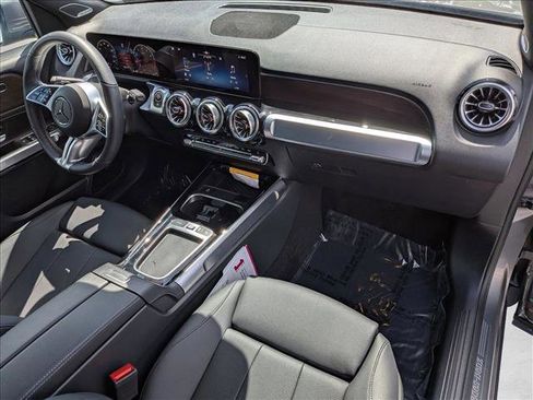 Certified 2026 Mercedes-Benz GLB 250 4MATIC image 21
