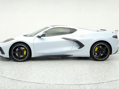 Used 2023 Chevrolet Corvette Stingray Preferred Cpe w/ Z51 Performance Package image 8