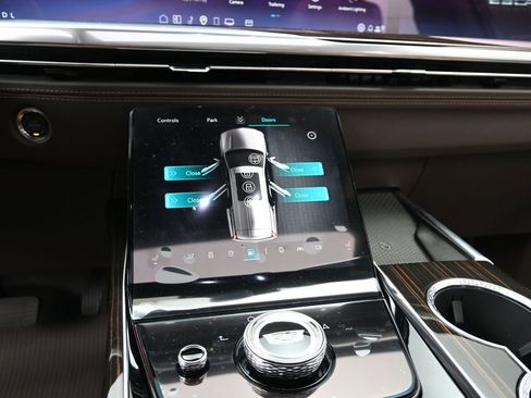 New 2026 Cadillac Escalade Luxury w/ Touring Package AWD/4WD image 12