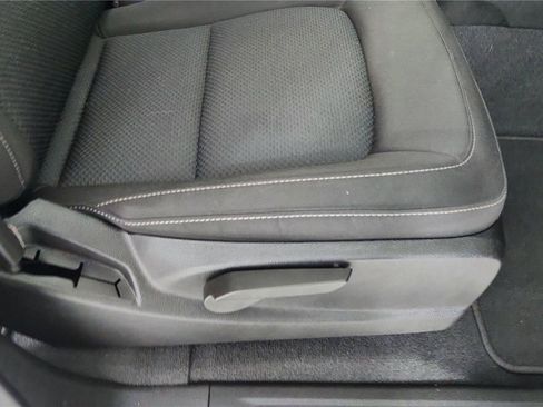 Used 2022 Chevrolet Colorado LT w/ LT Convenience Package image 36