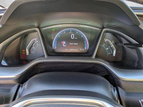 Used 2019 Honda Civic EX image 11
