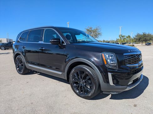 Certified 2021 Kia Telluride SX w/ Towing Package image 2