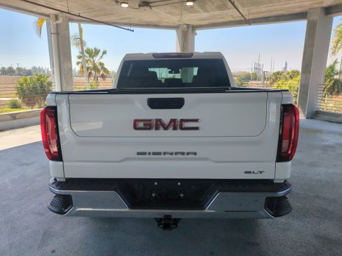 Used 2024 GMC Sierra 1500 SLT image 6