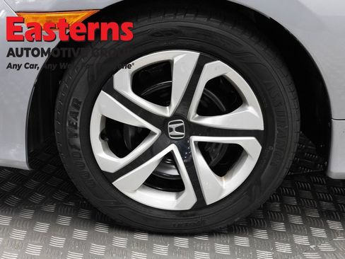 Used 2019 Honda Civic LX image 30