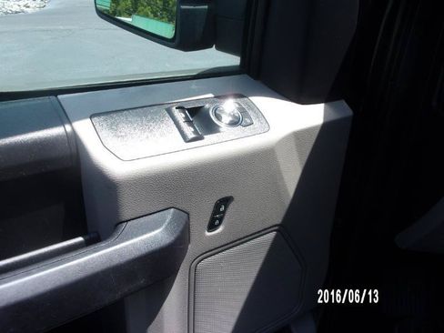 Used 2016 Ford F150 XL w/ Equipment Group 101A Mid RWD image 8