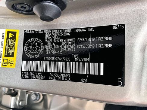 Used 2015 Toyota Highlander Limited AWD/4WD image 33