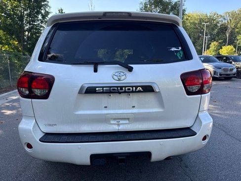 Used 2021 Toyota Sequoia Platinum AWD/4WD image 14