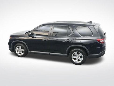 Used 2023 Honda Pilot LX image 29