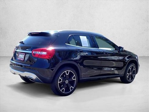 Used 2020 Mercedes-Benz GLA 250 4MATIC image 4
