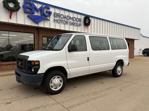 Used 2013 Ford E-350 and Econoline 350 XL image 24