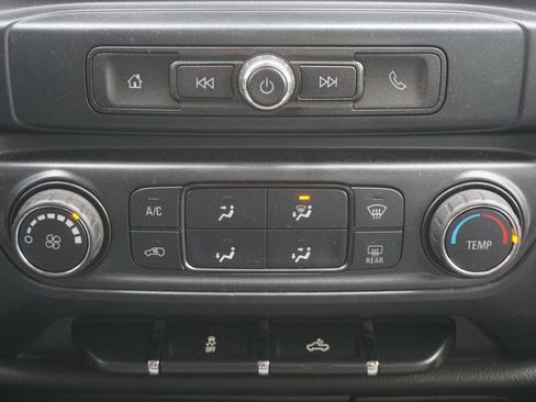 Used 2018 GMC Sierra 1500 4x4 Double Cab w/ Elevation Edition image 9