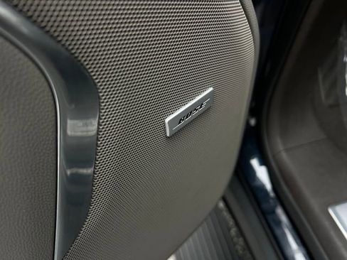 Used 2021 GMC Yukon SLT w/ SLT Luxury Plus Package image 12