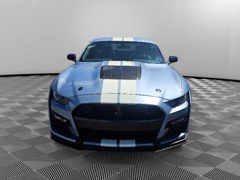 Used 2022 Ford Mustang Shelby GT500 w/ Carbon Fiber Track Pack RWD image 2
