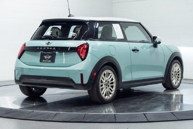 Used 2026 MINI Cooper S FWD image 10