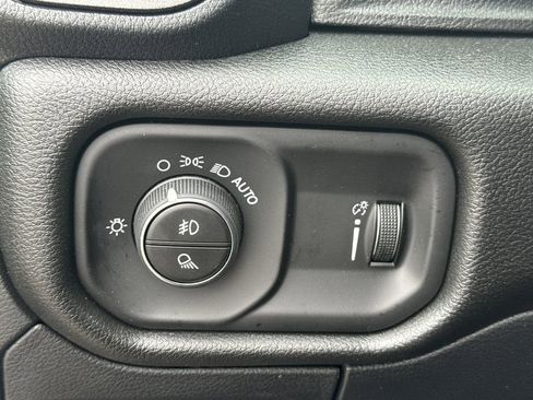 New 2026 RAM 1500 Classic Warlock AWD/4WD image 40