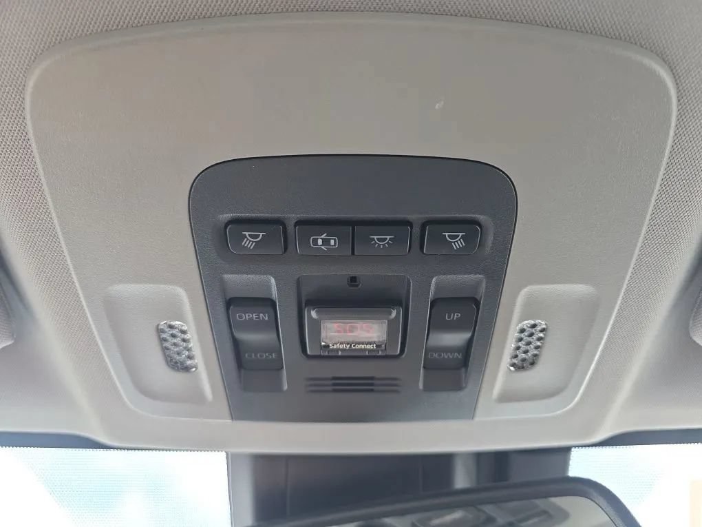 Used 2019 Toyota Camry XLE w/ Driver Assist Package FWD image 42