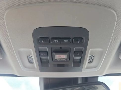 Used 2019 Toyota Camry XLE w/ Driver Assist Package FWD image 42