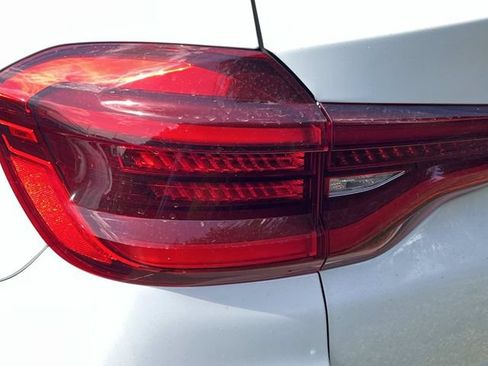 Used 2018 BMW X3 xDrive30i AWD/4WD image 7