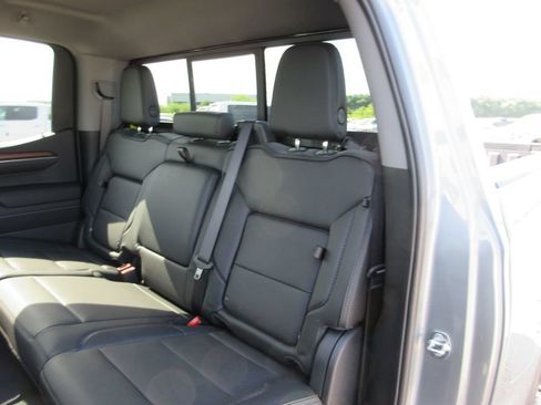 New 2026 GMC Sierra 1500 Denali w/ Denali Reserve Package AWD/4WD image 14