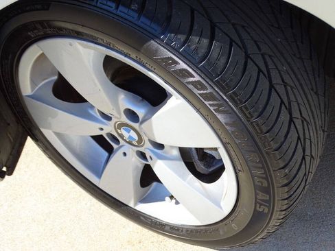 Used 2007 BMW 530xi Wagon AWD/4WD image 87