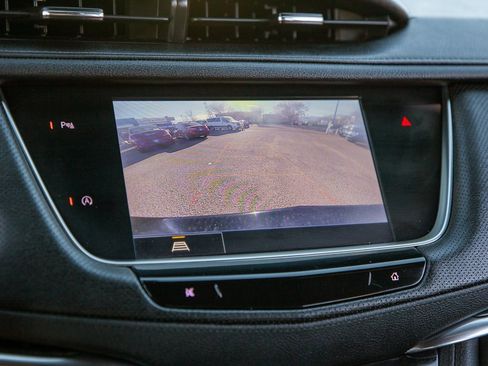 Used 2023 Cadillac XT5 Premium Luxury image 16