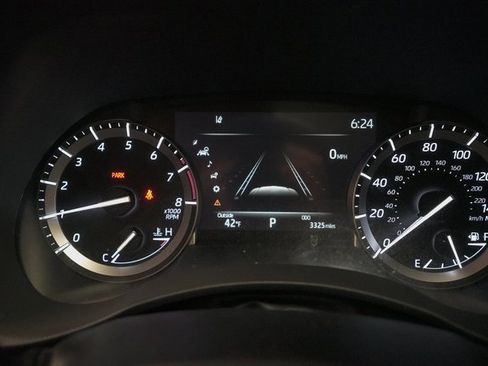 Certified 2022 Toyota Highlander XLE image 21