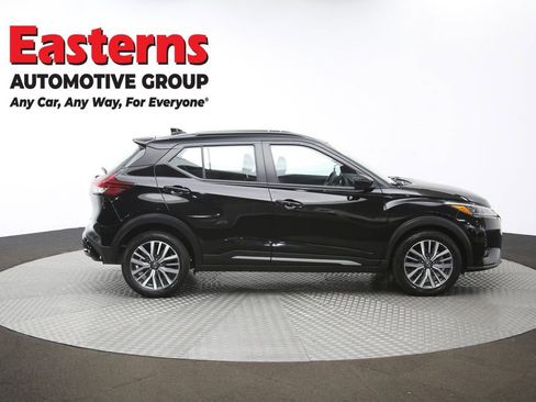Used 2024 Nissan Kicks SR image 44