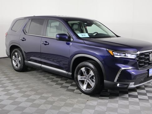 Certified 2024 Honda Pilot EX-L image 4