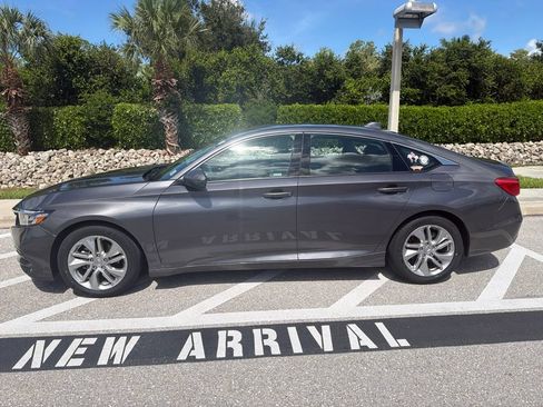 Used 2019 Honda Accord LX image 2