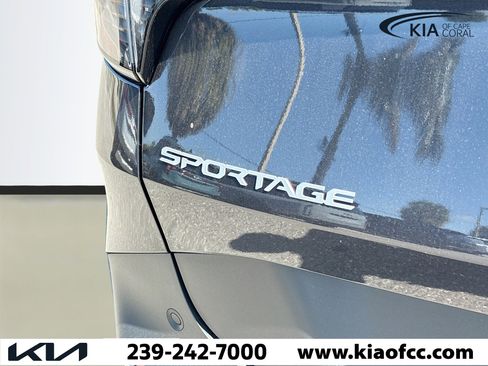 New 2026 Kia Sportage EX w/ EX Panorama Roof Package FWD image 10