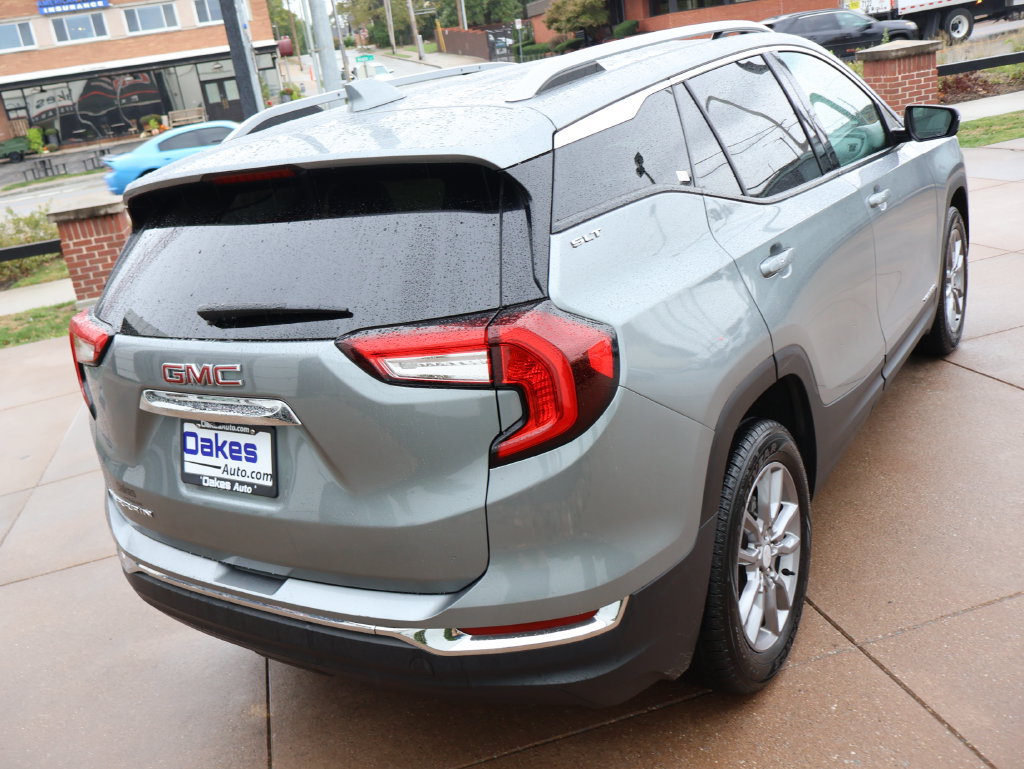 Certified 2024 GMC Terrain SLT FWD image 6