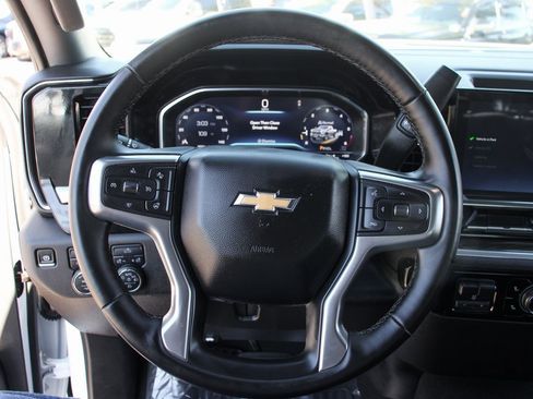 Used 2025 Chevrolet Silverado 2500 LT w/ Convenience Package image 20