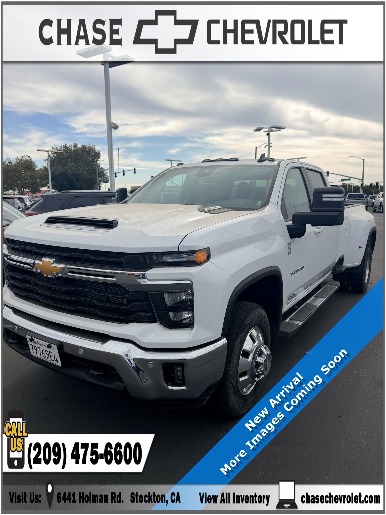 Used 2025 Chevrolet Silverado 3500 LT w/ Safety Package AWD/4WD image 1