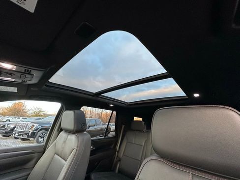 Used 2023 Chevrolet Tahoe RST image 4