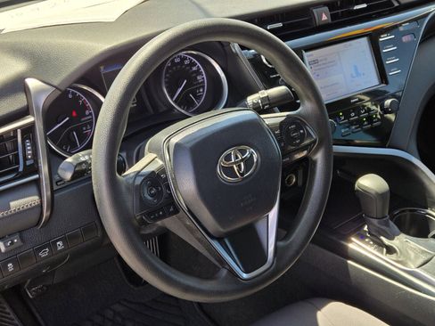 Used 2020 Toyota Camry LE w/ Carpet Mat Package FWD image 15