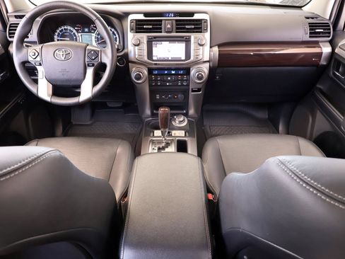 Used 2018 Toyota 4Runner Limited AWD/4WD image 15
