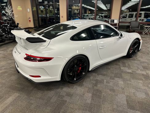 Used 2018 Porsche 911 GT3 image 35